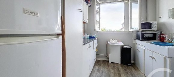 Apartamento de 2 dormitorios en Troyes, France No. 224792 3