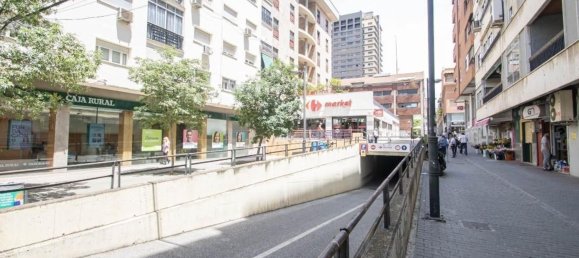 Gewerbliche Immobilie in Granada, Spain 150m², Nr. 151244 10