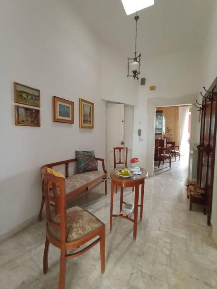 4-salle Appartement à Pulsano, Italy No. 26109