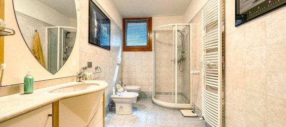 Villa de 3 dormitorios en Pisano, Italy No. 290920 24