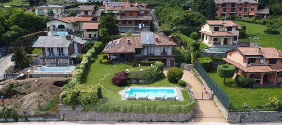 Villa de 3 dormitorios en Pisano, Italy No. 290920 2