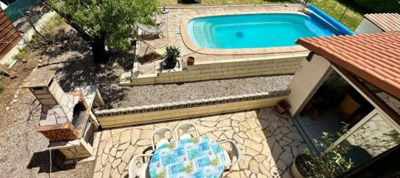 Вилла с 3 спальнями в Бриньяк, Франция № 198776 15