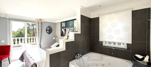 5 Schlafzimmer Villa in Cavalaire-sur-Mer, France, Nr. 99971 17