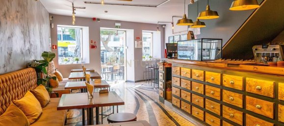 80m² Commercial property in Faro, Portugal No. 236218 5