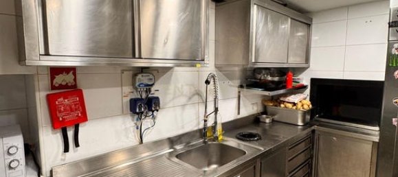 80m² Commercial property in Faro, Portugal No. 236218 20