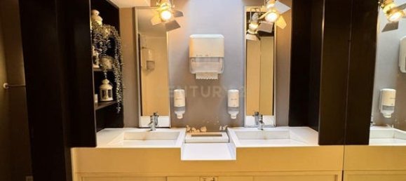 80m² Commercial property in Faro, Portugal No. 236218 6