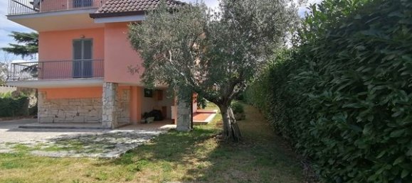 Вилла с 7 комнатами в Дзагароло, Италия № 154390 18