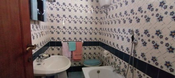 Вилла с 7 комнатами в Дзагароло, Италия № 154390 37