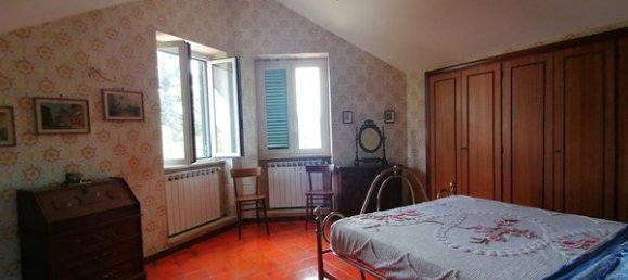 Вилла с 7 комнатами в Дзагароло, Италия № 154390 40