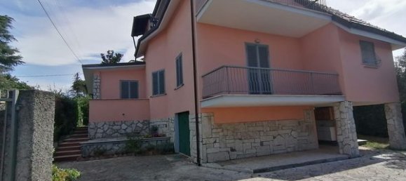 Вилла с 7 комнатами в Дзагароло, Италия № 154390 13