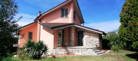 Вилла с 7 комнатами в Дзагароло, Италия № 154390 2