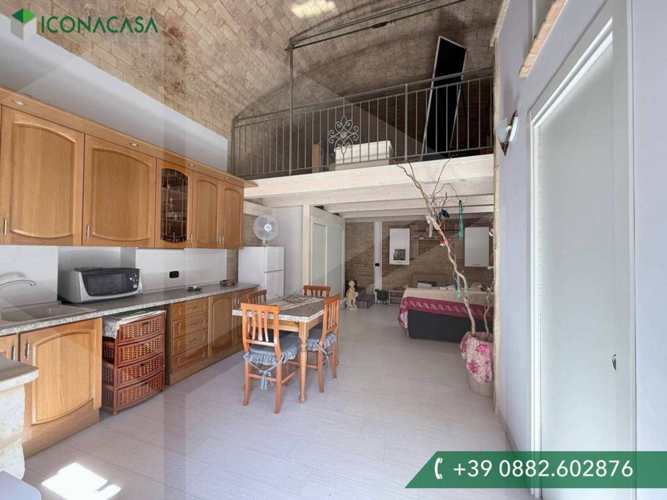 Estudio en Torremaggiore, Italy No. 17057