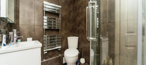 4 bedrooms House in Eastbourne, United Kingdom No. 10556 16