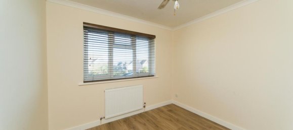 4 bedrooms House in Eastbourne, United Kingdom No. 10556 18