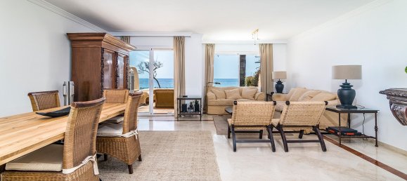 4 bedrooms Townhouse in Estepona, Spain No. 4622 9