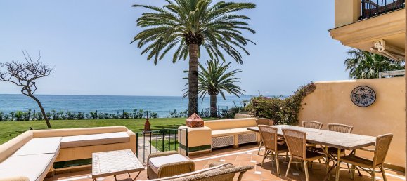 4 bedrooms Townhouse in Estepona, Spain No. 4622 14