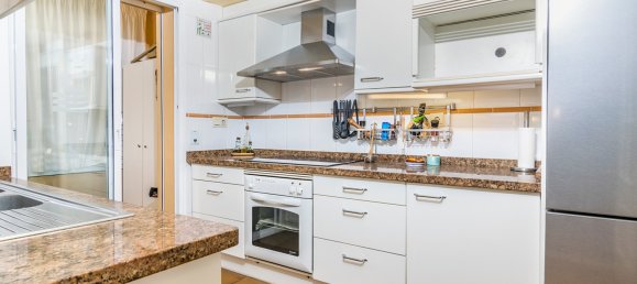 4 bedrooms Townhouse in Estepona, Spain No. 4622 6