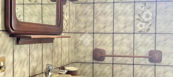 Квартира с 5 комнатами в Капрарола, Италия № 289715 12