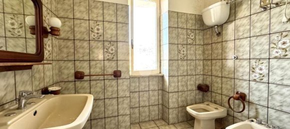 Квартира с 5 комнатами в Капрарола, Италия № 289715 10