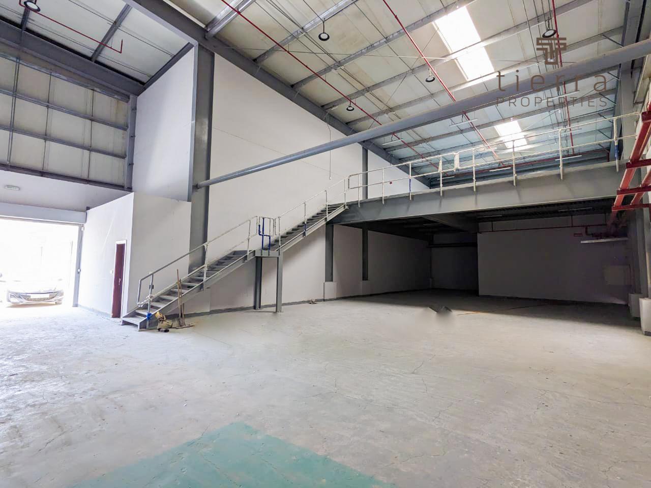 Lagerhaus in Al Barsha, UAE 929m², Nr. 54797