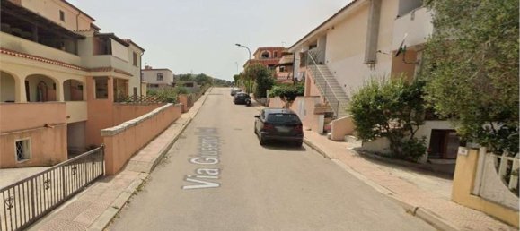 3-salle Appartement à Loiri Porto San Paolo, Italy No. 212178 9