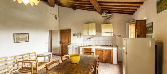 Дом с 11 комнатами в Чертальдо, Италия № 214575 31