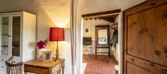 Дом с 11 комнатами в Чертальдо, Италия № 214575 21