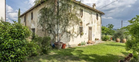 Дом с 11 комнатами в Чертальдо, Италия № 214575 33