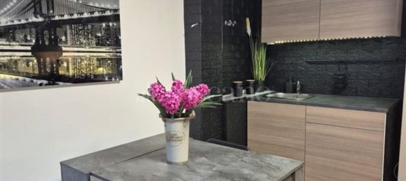 Квартира с 2 комнатами в Помеция, Италия № 150399 4