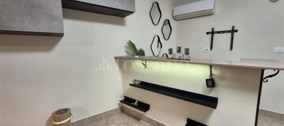 Квартира с 2 комнатами в Помеция, Италия № 150399 11