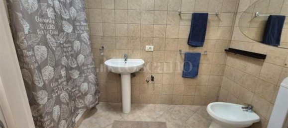 Квартира с 2 комнатами в Помеция, Италия № 150399 23