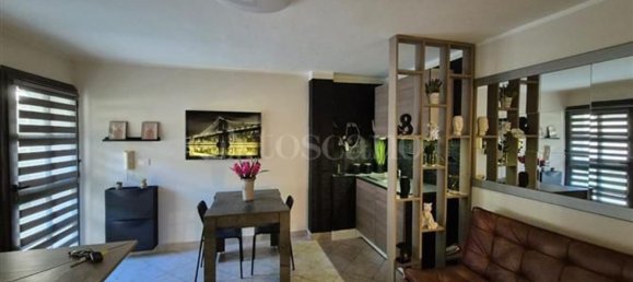 Квартира с 2 комнатами в Помеция, Италия № 150399 9