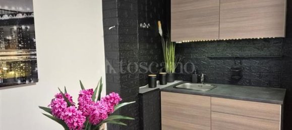 Квартира с 2 комнатами в Помеция, Италия № 150399 5