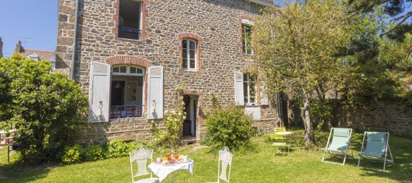 9 bedrooms House in Saint-Malo, France No. 43767 9