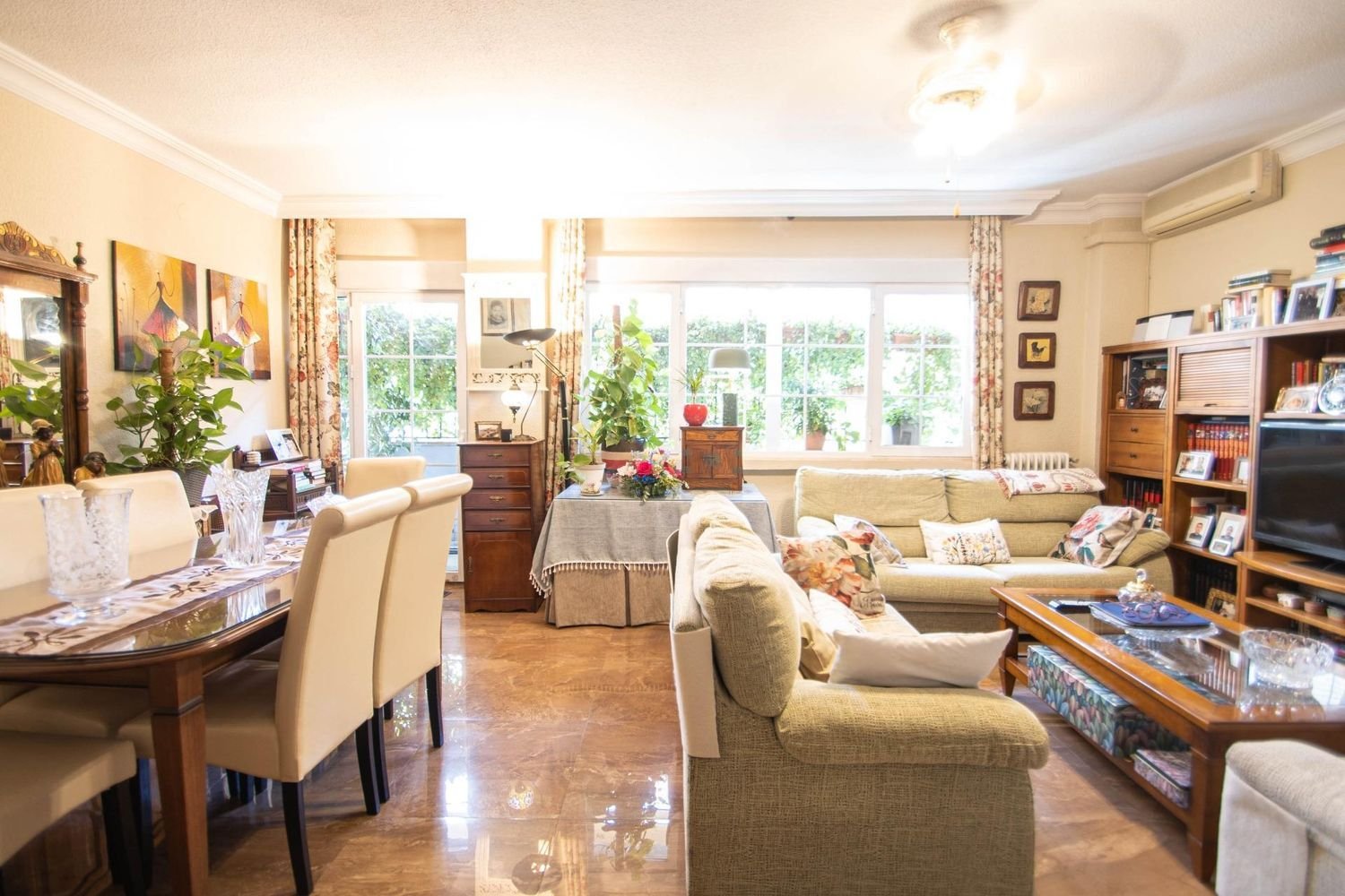 5 chambres Appartement à Granada, Spain No. 235271