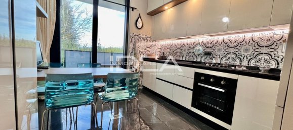 3 rooms Apartment in Lucca, Italy No. 24490 20