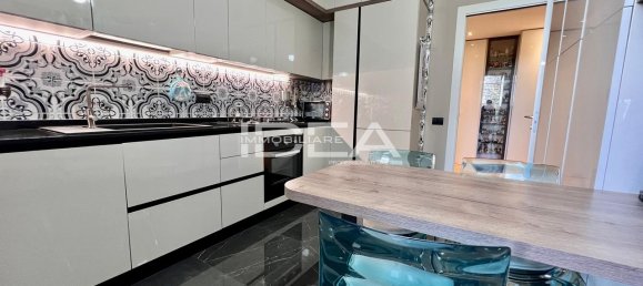 3 rooms Apartment in Lucca, Italy No. 24490 4