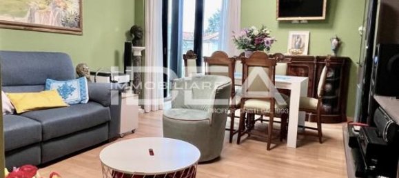 3 rooms Apartment in Lucca, Italy No. 24490 19