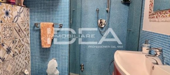 3 rooms Apartment in Lucca, Italy No. 24490 13