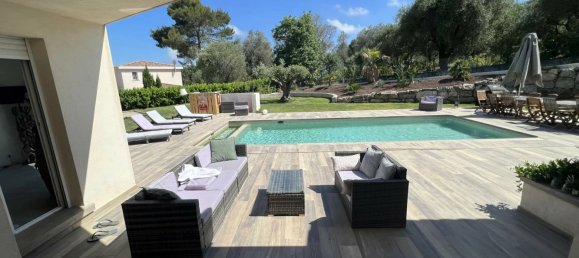 4 Schlafzimmer Villa in Roquefort-les-Pins, France, Nr. 346850 3