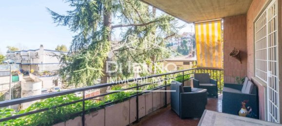 4 bedrooms Apartment in Rome, Italy No. 220019 22