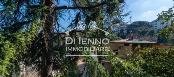 4 bedrooms Apartment in Rome, Italy No. 220019 20