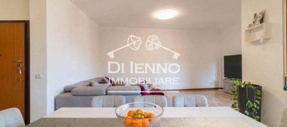 4 bedrooms Apartment in Rome, Italy No. 220019 7