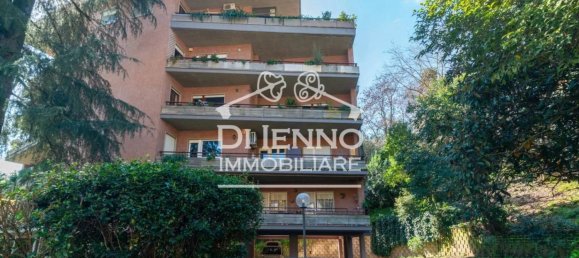 4 bedrooms Apartment in Rome, Italy No. 220019 30