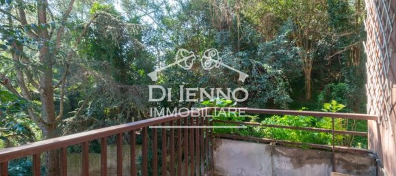 4 bedrooms Apartment in Rome, Italy No. 220019 19