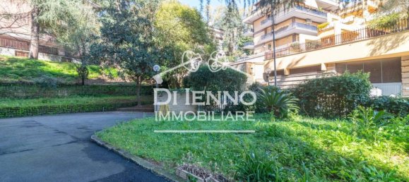4 bedrooms Apartment in Rome, Italy No. 220019 25