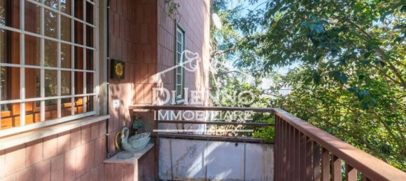 4 bedrooms Apartment in Rome, Italy No. 220019 18