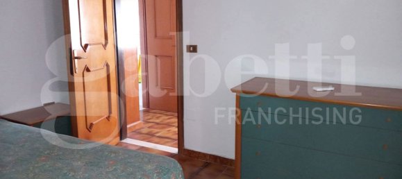 Дом с 1 спальней в Сора, Италия № 54278 11