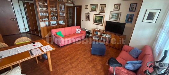 3 bedrooms Apartment in Parma, Italy No. 293540 10