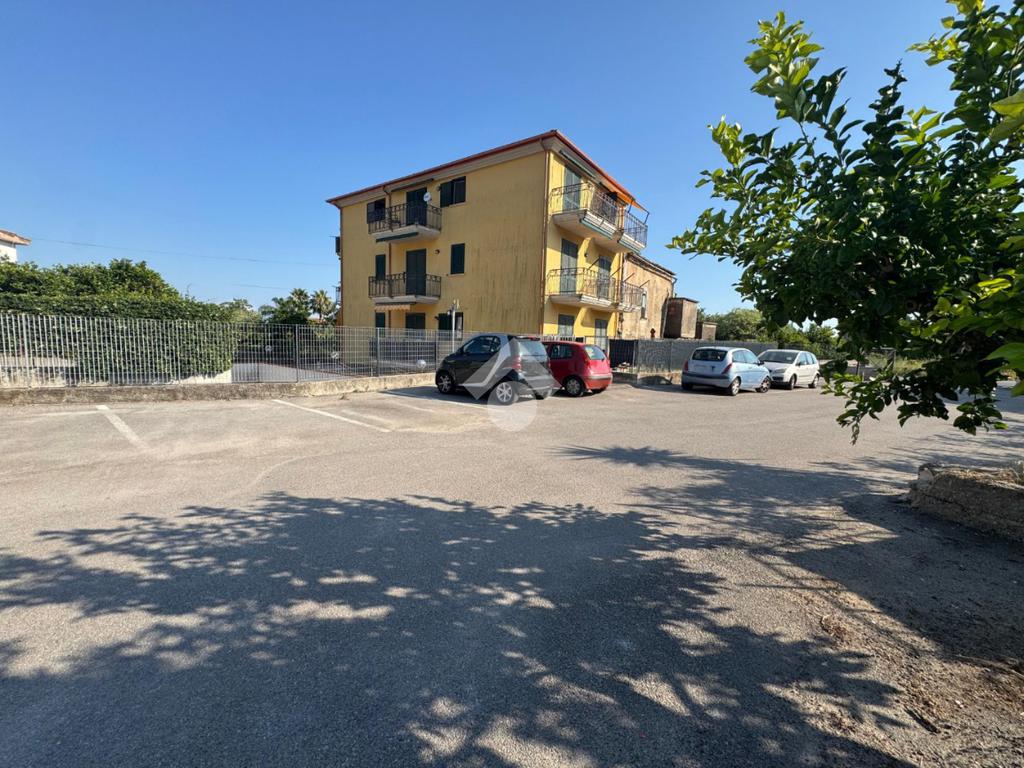 2 bedrooms Apartment in Pontecagnano Faiano, Italy No. 387445
